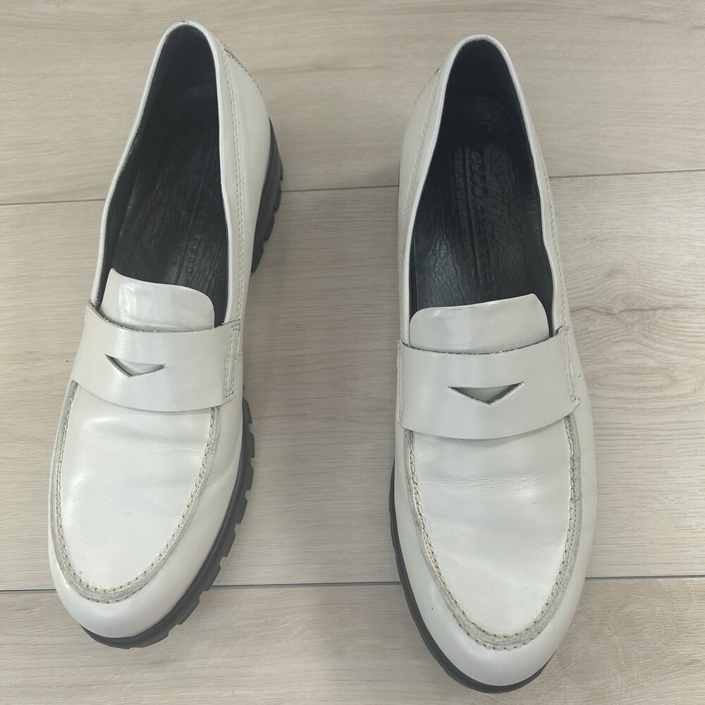 Ecco Womens Shoes 10-10.5 Tray Tech Moc Toe Penny Loafer Lug Bone Cream Leather